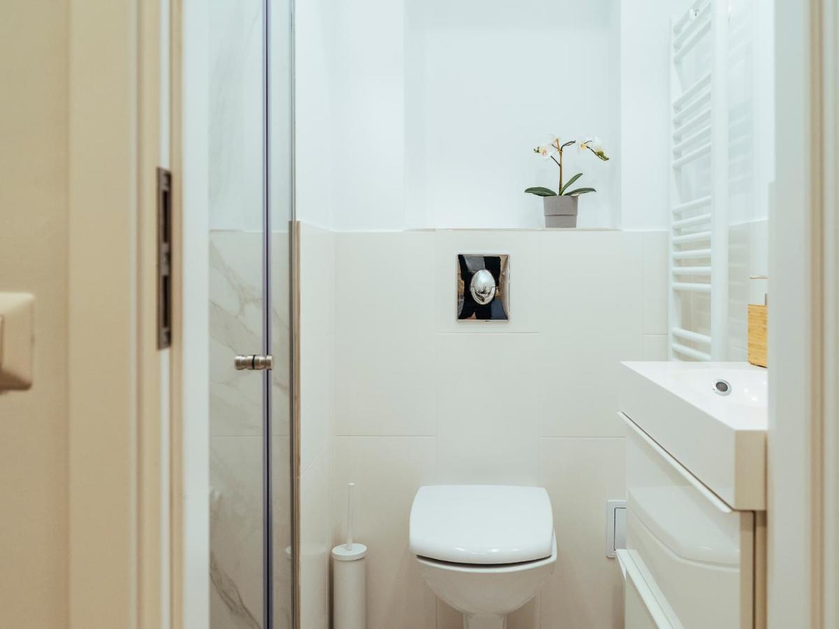 Cosy Studio - Amazing Location - Old Town Bukarest Exteriör bild